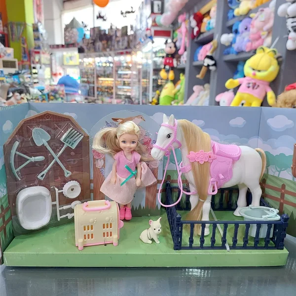 عروسک با اسب