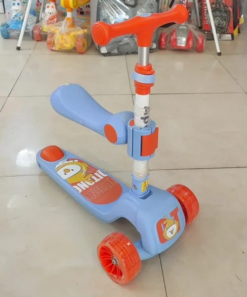 اسکوتر صندلی دار