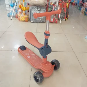 اسکوتر صندلی دار