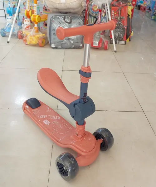 اسکوتر صندلی دار