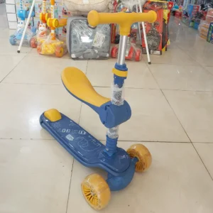 اسکوتر صندلی دار